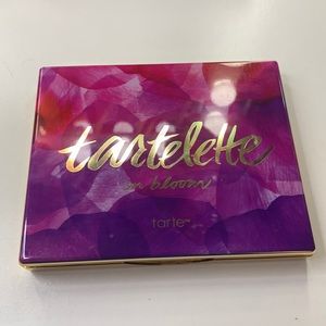 Tartelette In bloom!
